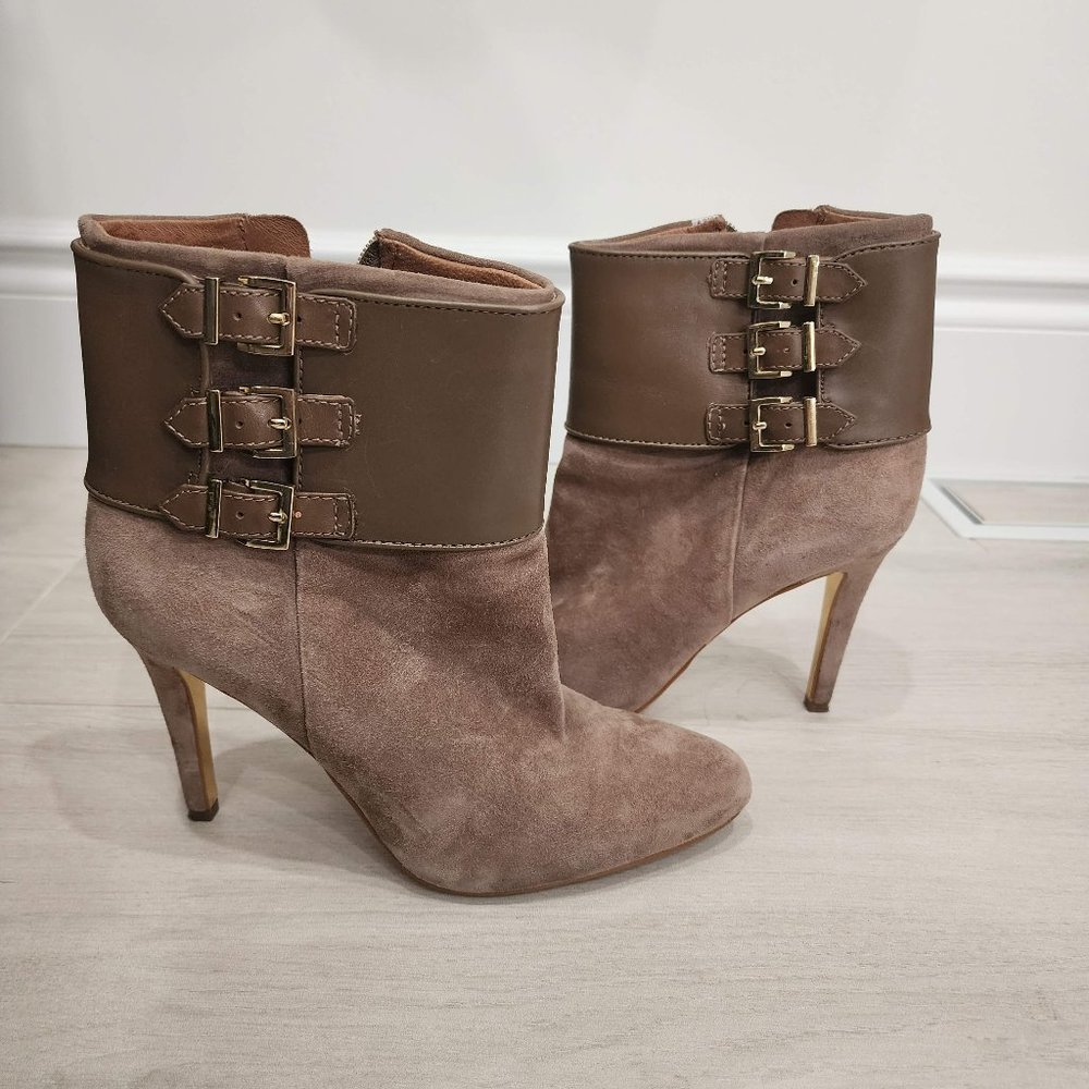 Louise et Cie -Beige Suede and Leather ankle boots